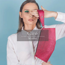 Load image into Gallery viewer, Caro Wristlet
