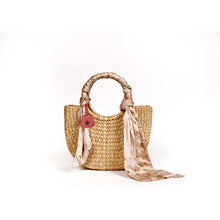Load image into Gallery viewer, Shop Premium Woven Natural Kauna Fibre Bags |  MAYU
